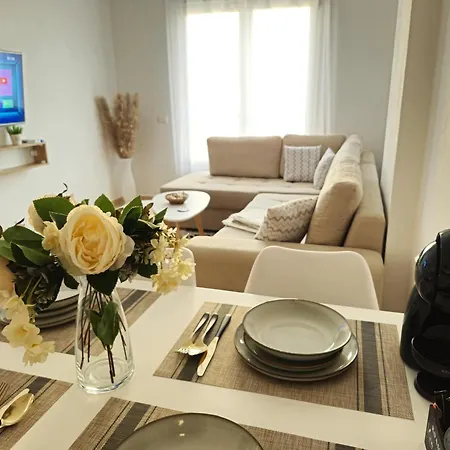 Lägenhet Boho Golem (Tirana)